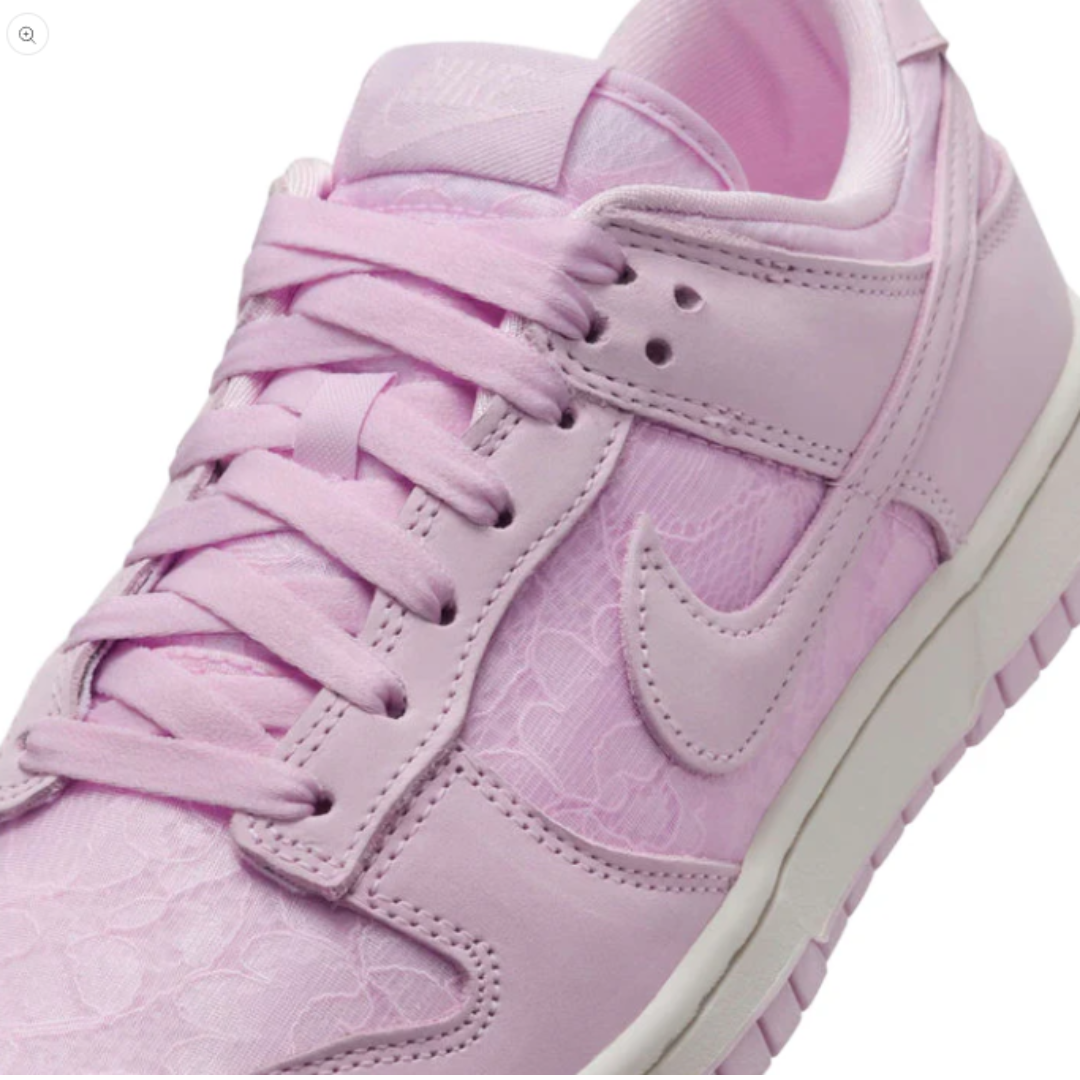Nike Dunk Low Regal Pink – Sneakers