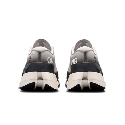 On Cloudboom Max White Black – Running Shoes
