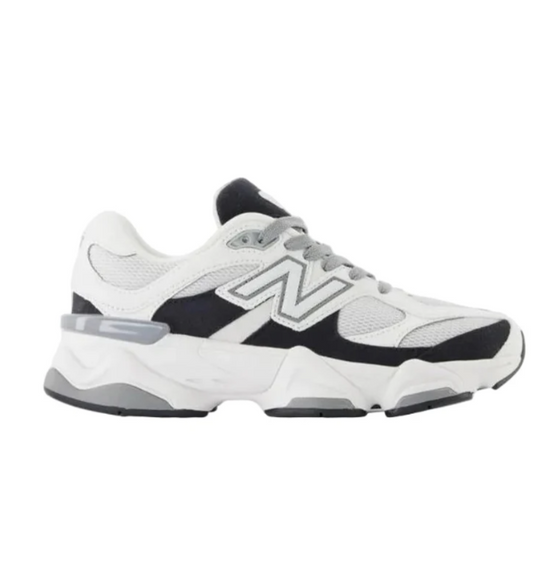 New Balance 9060 Reflection Black Oreo – Sneakers